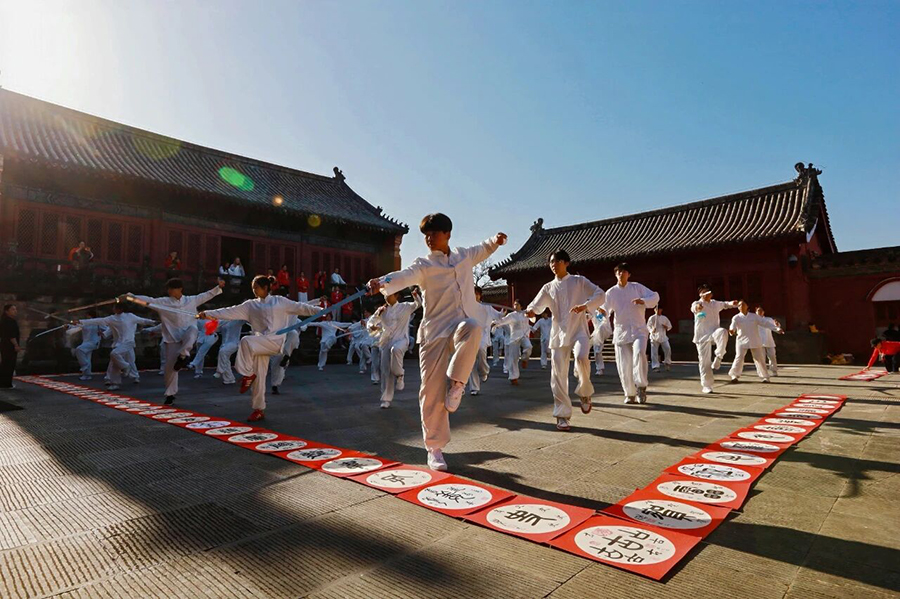 111765416131218601.jpg 微信图片_2025-12-11_091803_373.jpg